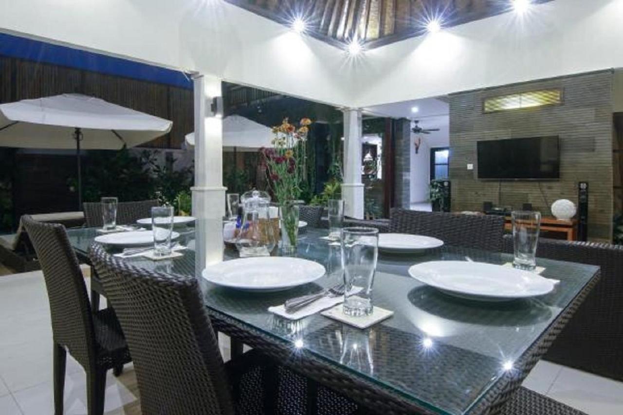 Gili Pearl Three Bedroom Villa Quần đảo Gili Ngoại thất bức ảnh